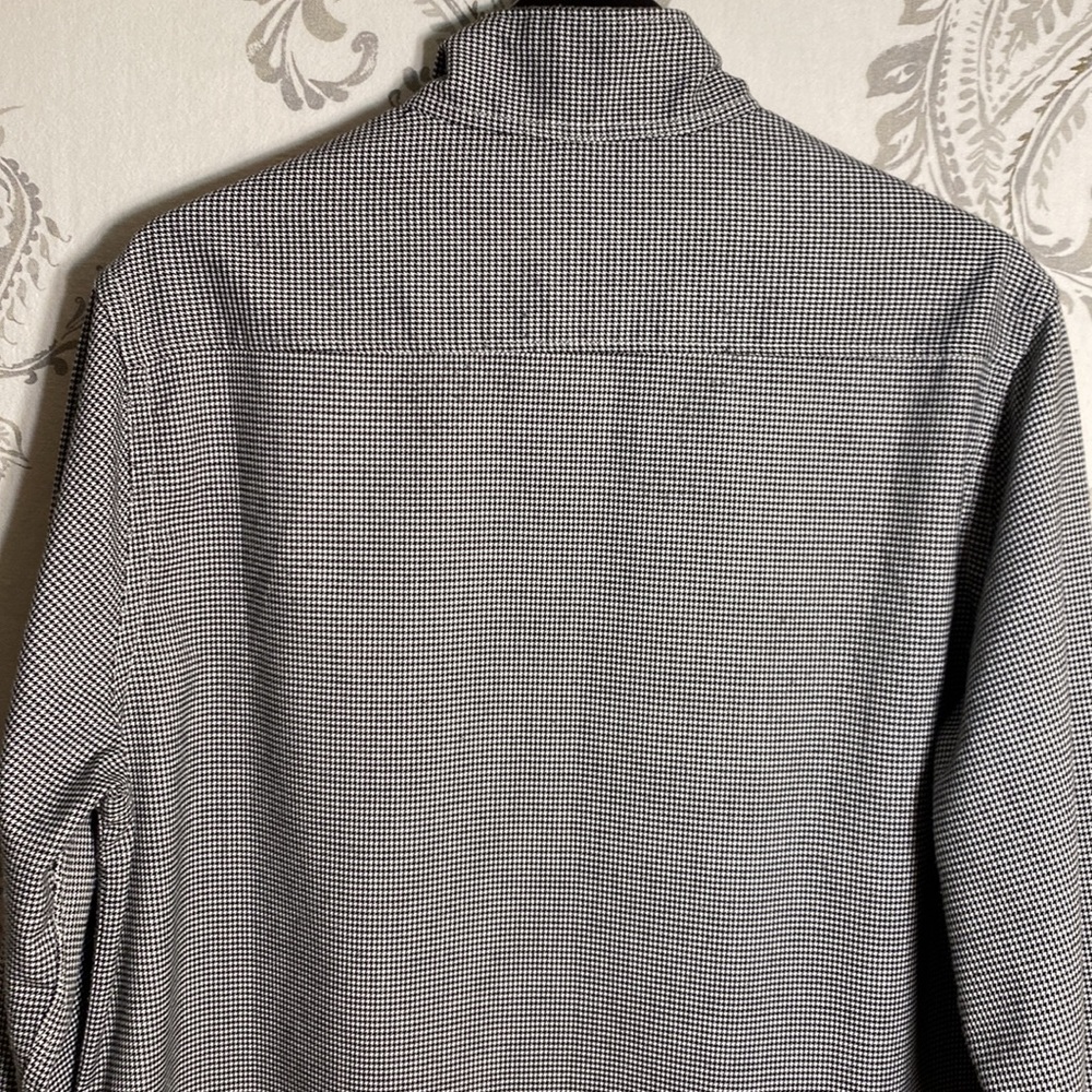 Urban Outfitters Mens Black/White
Houndstooth Pullover size medium - Picture 5 of 11